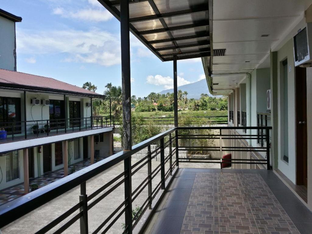 Quezon Premier Hotel Lucena Buitenkant foto