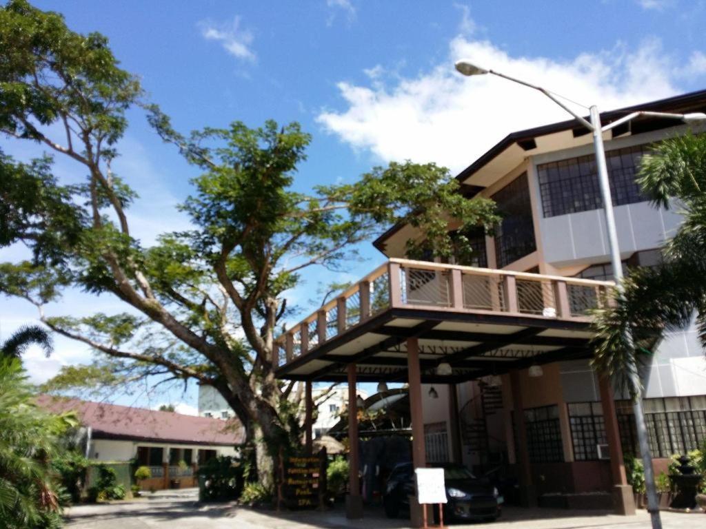 Quezon Premier Hotel Lucena Buitenkant foto